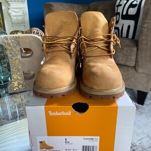 Size 1 Youth Timberland